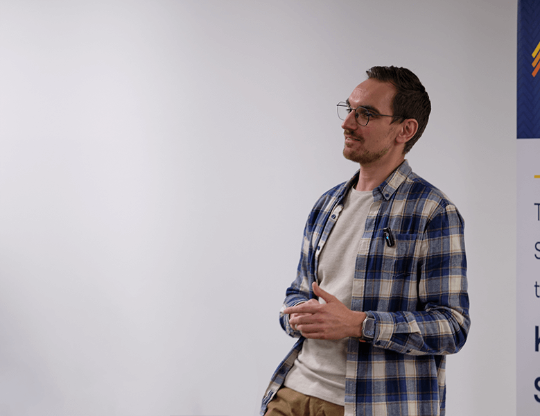 Speaking at #GDGBerlin Speaking at #GDGBerlin